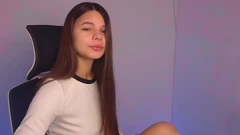 Snapshot of stasy_milk chatting on December 30, 6:42 am Stasy online show from December 30, 6:42 am