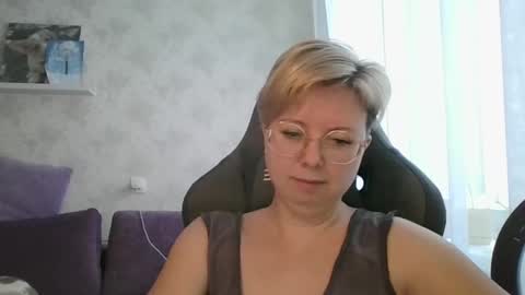 Snapshot of stasya_07 chatting on February 27, 2:21 pm Stasya online show from February 27, 2:21 pm
