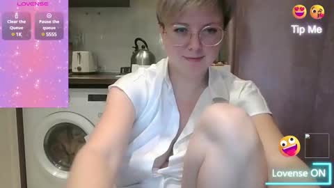 Snapshot of stasya_07 chatting on December 19, 8:55 pm Stasya online show from December 19, 8:55 pm