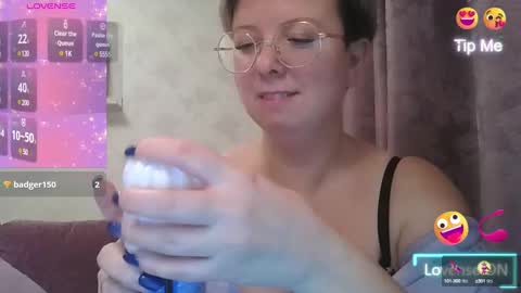 Snapshot of stasya_07 chatting on December 14, 9:13 pm Stasya online show from December 14, 9:13 pm