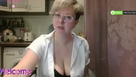 Snapshot of stasya_07 chatting on March 4, 9:22 pm Stasya online show from March 4, 9:22 pm