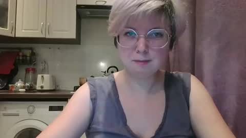 Snapshot of stasya_07 chatting on December 7, 9:11 pm Stasya online show from December 7, 9:11 pm