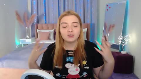 stasynickols online show from September 16, 7:11 pm