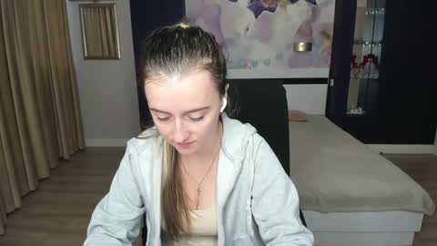 Snapshot of stasystew chatting on September 30, 5:46 am StasyStew online show from September 30, 5:46 am