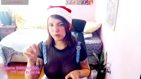 Snapshot of stayfoxy07 chatting on December 8, 2:52 pm RAQUEL LOV and ANDREABUNNY online show from December 8, 2:52 pm