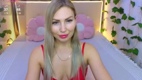 Stella online show from January 3, 4:44 am
