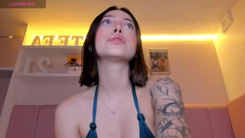 Stefa Gomez  online show from February 1, 11:54 am
