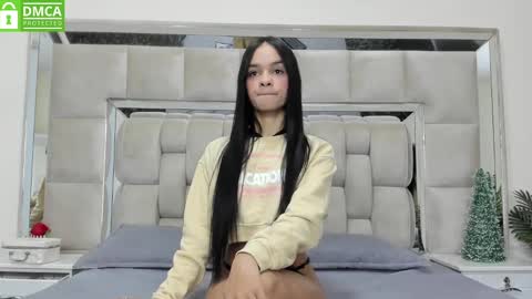 Snapshot of stefany520 chatting on January 4, 7:34 pm Stefany online show from January 4, 7:34 pm