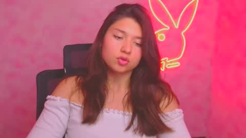 Snapshot of steffi_xo chatting on October 3, 9:31 pm Steffi online show from October 3, 9:31 pm