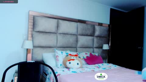 Stefany online show from October 14, 11:40 pm