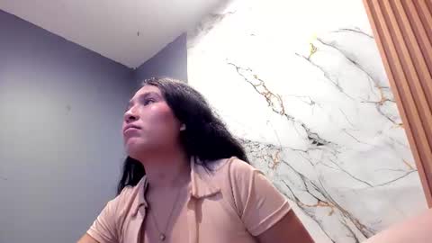 Stella online show from August 8, 3:31 pm