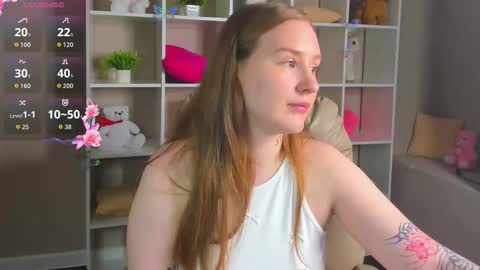 Stella online show from March 25, 1:11 am