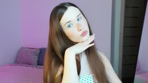 stella_sunny online show from November 3, 4:49 am