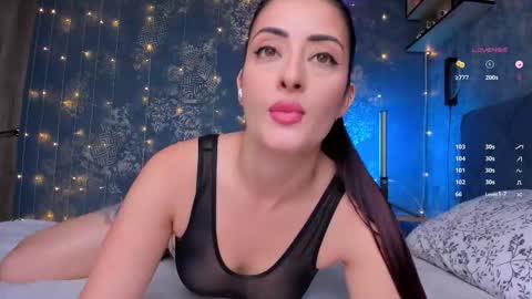 Hello im Kristina  online show from September 17, 1:47 am