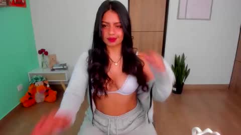 Snapshot of stellartois_ chatting on October 4, 1:28 pm sara instagram sariishalove online show from October 4, 1:28 pm