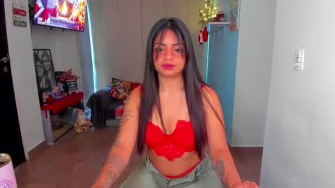 Snapshot of stellartois_ chatting on December 22, 12:16 pm sara instagram sariishalove online show from December 22, 12:16 pm