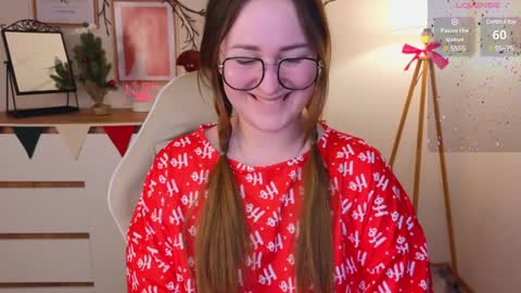 Snapshot of steph_sweet chatting on December 25, 9:54 pm Emma online show from December 25, 9:54 pm