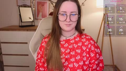 Snapshot of steph_sweet chatting on December 20, 9:17 pm Emma online show from December 20, 9:17 pm