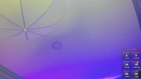 Snapshot of stephania_diamond chatting on October 21, 2:48 am online show from October 21, 2:48 am