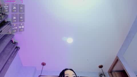 Snapshot of stephania_diamond chatting on September 9, 2:33 am online show from September 9, 2:33 am