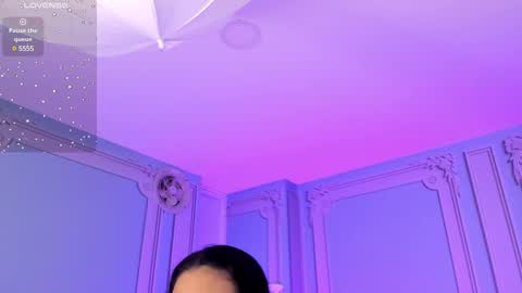 Snapshot of stephania_diamond chatting on January 9, 2:22 am online show from January 9, 2:22 am