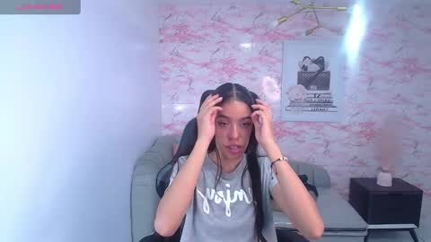 Stephania online show from December 7, 3:36 am