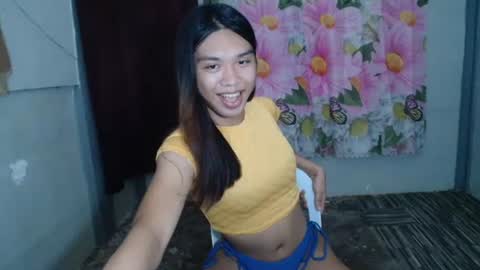 in a world full of sadness why you dont invite me to fvck you online show from June 17, 9:54 am