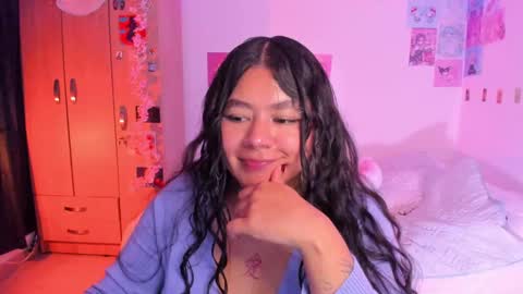 Stephanie  online show from February 12, 12:05 am