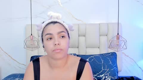 Snapshot of stephanysc chatting on December 13, 9:51 pm Stefanny online show from December 13, 9:51 pm