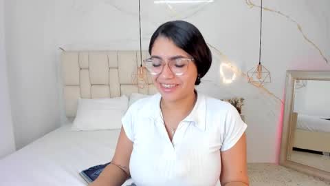 Snapshot of stephanysc chatting on February 10, 9:58 pm Stefanny online show from February 10, 9:58 pm