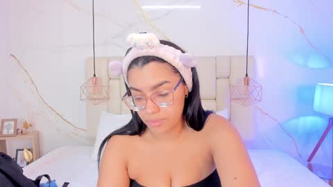 Snapshot of stephanysc chatting on December 16, 10:34 pm Stefanny online show from December 16, 10:34 pm