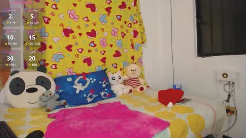 Snapshot of stepmom_slut_50_ chatting on December 24, 11:49 am Angie mature online show from December 24, 11:49 am