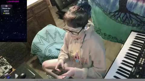 Stormythunder online show from December 6, 2:57 am