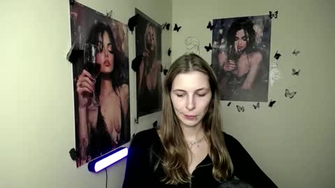 Amalia online show from October 11, 6:32 pm