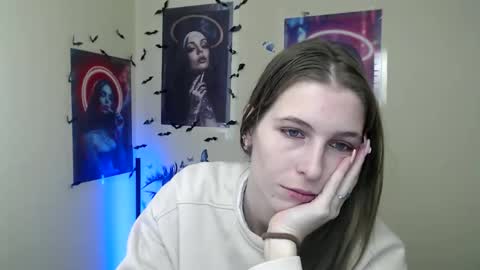 Amalia online show from November 7, 7:58 am