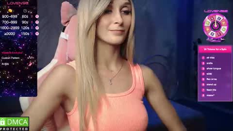 Snapshot of strongalice chatting on October 4, 10:36 pm The best athletic body on the site online show from October 4, 10:36 pm