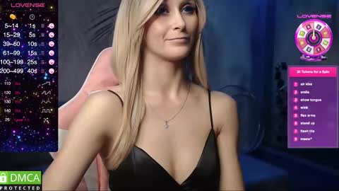 Snapshot of strongalice chatting on February 11, 10:28 pm The best athletic body on the site online show from February 11, 10:28 pm