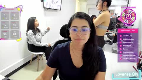 Snapshot of studcb_ chatting on October 23, 7:42 pm studcb_ online show from October 23, 7:42 pm