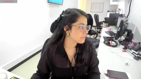 Snapshot of studcb_ chatting on September 19, 8:41 pm studcb_ online show from September 19, 8:41 pm