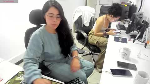 studcb_ online show from November 17, 11:49 pm