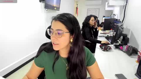 Snapshot of studcb_ chatting on September 18, 8:40 pm studcb_ online show from September 18, 8:40 pm