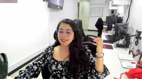 Snapshot of studcb_ chatting on September 24, 12:53 am studcb_ online show from September 24, 12:53 am