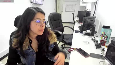 Snapshot of studcb_ chatting on September 30, 12:16 am studcb_ online show from September 30, 12:16 am