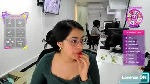 Snapshot of studcb_ chatting on September 25, 9:34 pm studcb_ online show from September 25, 9:34 pm