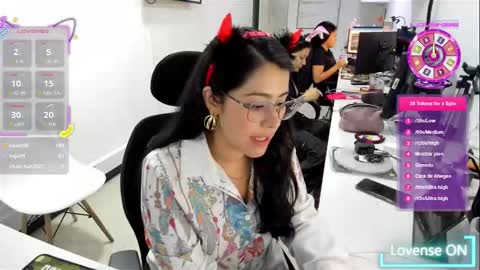 Snapshot of studcb_ chatting on October 29, 10:45 pm studcb_ online show from October 29, 10:45 pm