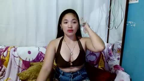 stunningamanda online show from February 15, 1:05 pm
