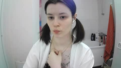 Megan online show from October 1, 4:45 pm