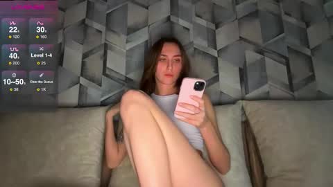 Snapshot of su_11111 chatting on September 19, 12:15 pm LINA online show from September 19, 12:15 pm