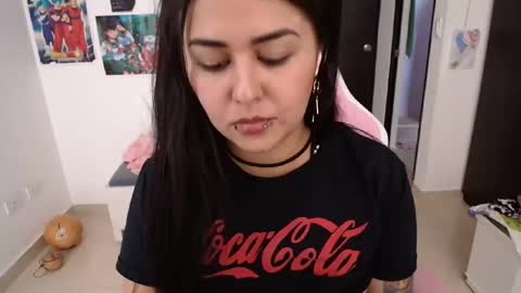 sub_nezuko_69 online show from February 18, 4:38 pm