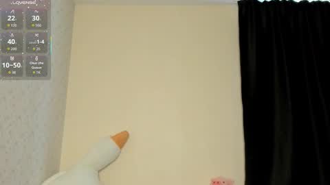 Chloe online show from March 10, 2:43 pm